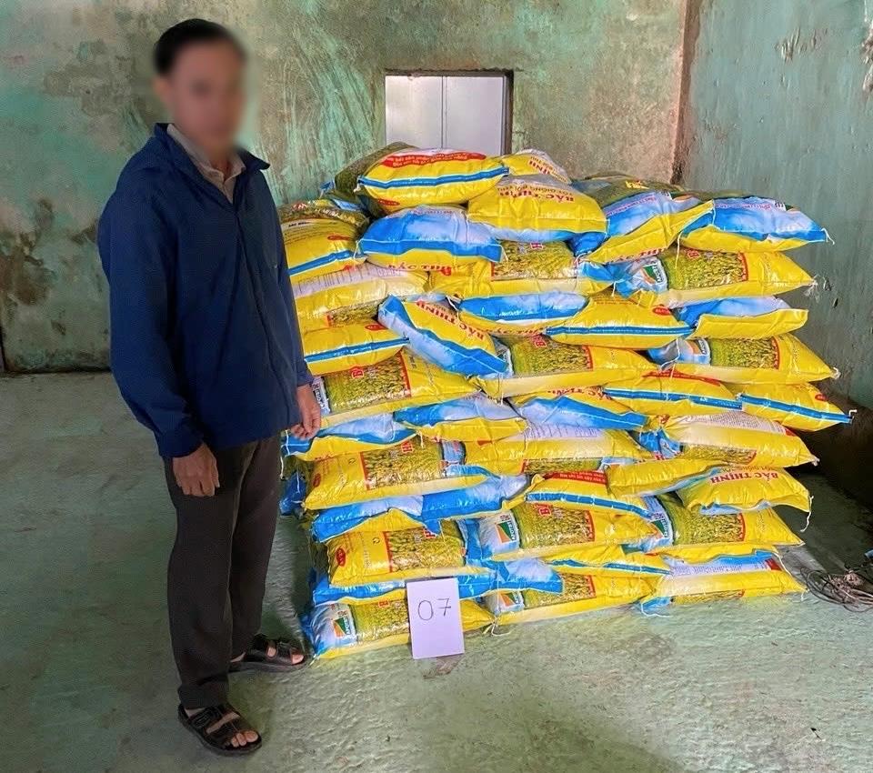 Công an tỉnh Quảng Nam điều tra làm rõ vụ sản xuất, mua bán gần 7 tấn lúa giống giả.