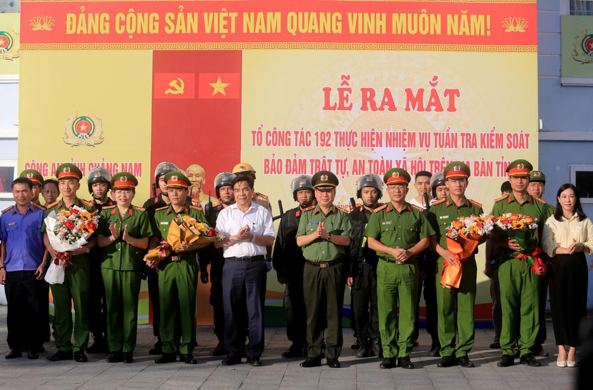 Lực lượng Cảnh sát 113 kịp thời ngăn chặn nhóm thiếu niên mang theo súng tự chế trên cầu Trần Thị Lý.