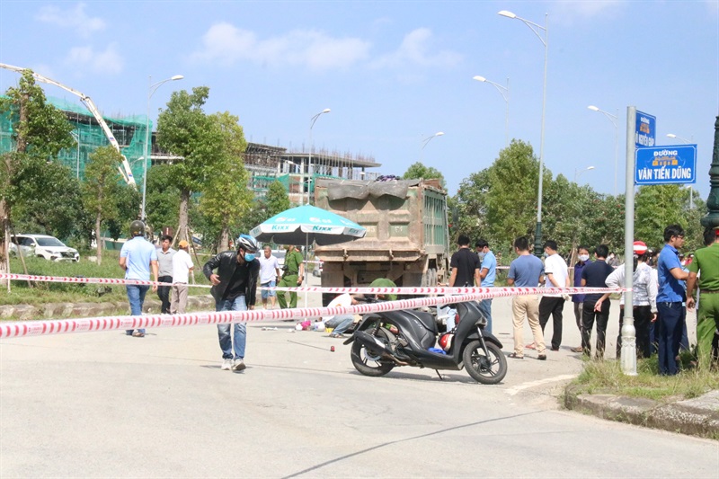 Hiện trường vụ TNGT tại TP Huế.