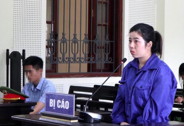 Kế toán quỹ tín dụng nhân dân xã lừa đảo khế chiếm đoạt tiền tỷ