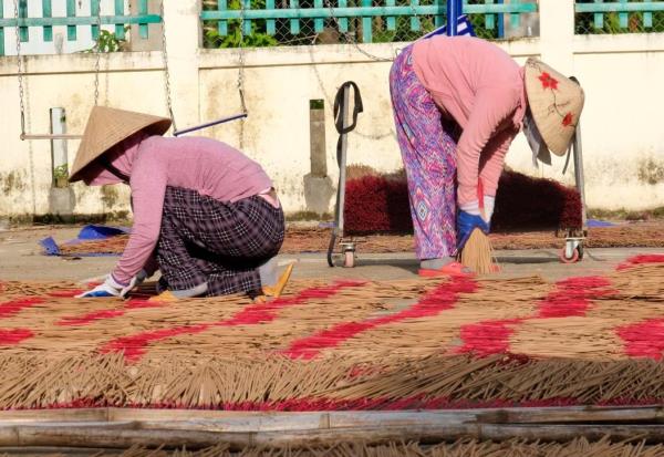 Hương sắc làng nghề những ngày cận Tết