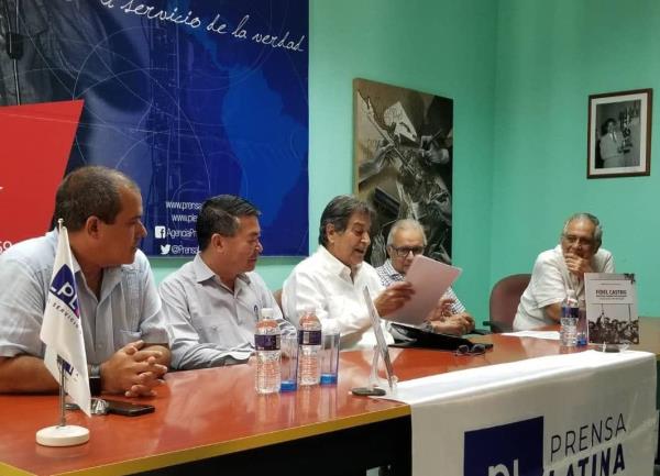 Ra mắt sách kỷ niệm 50 năm ngày lãnh tụ Fidel Castro đến Việt Nam