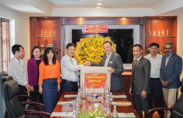 Đà Nẵng cam kết tạo môi trường thuận lợi nhất cho doanh nghiệp kinh doanh