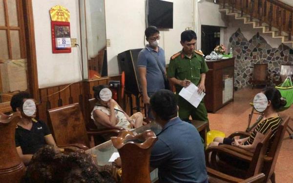 Triệt xóa nhiều ổ mại dâm trên cung đường sung sướng ở TP Quy Nhơn