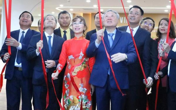 Tiên phong trong kỷ nguyên mới