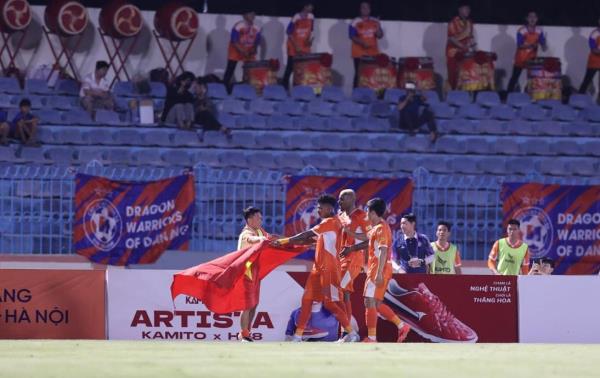 Khi mọi đội bóng có thể thắng lẫn nhau