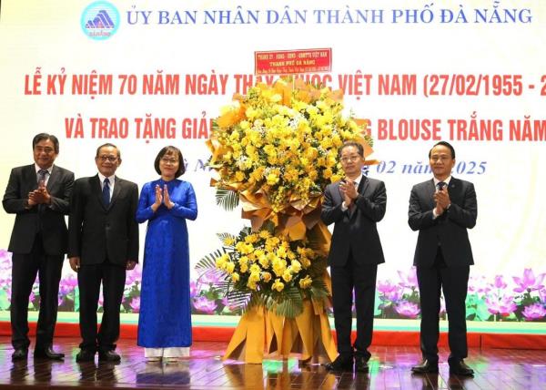 Ngành Y tế Đà Nẵng khẳng định vai trò, vị trí là trung tâm y tế, hạt nhân của khu vực và cả nước