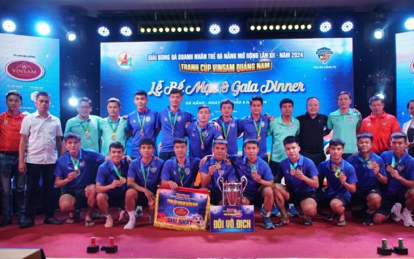 Giải bóng đá doanh nhân trẻ Đà Nẵng đã tìm ra 2 đội vô địch