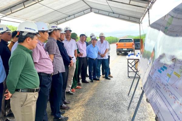 Nỗ lực đưa dự án cao tốc Hoài Nhơn - Quy Nhơn về đích