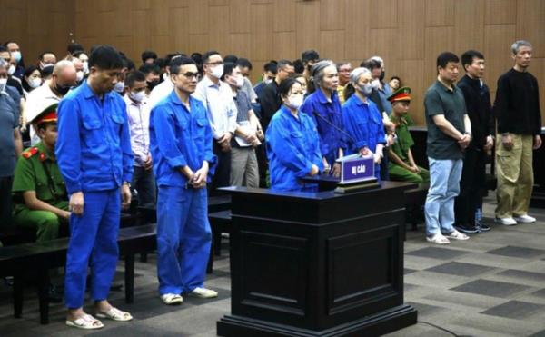 Xét xử vụ án đánh bạc khủng dưới hình thức trò chơi điện tử có thưởng liên quan đến nhiều cựu lãnh đạo, cựu cán bộ các tỉnh Phú Thọ, Hòa Bình cũ