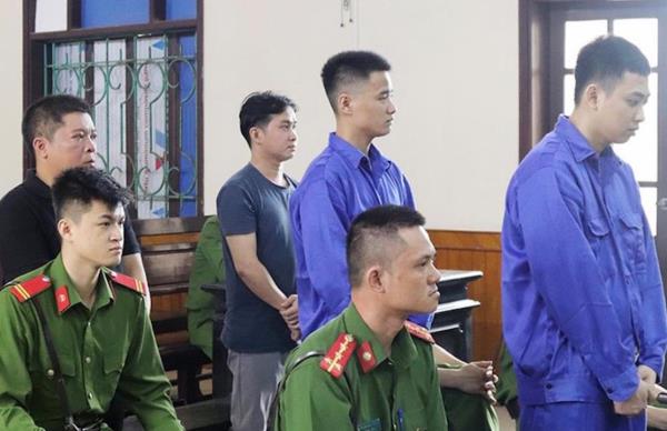 Nhóm đối tượng làm giấy tờ giả lĩnh án