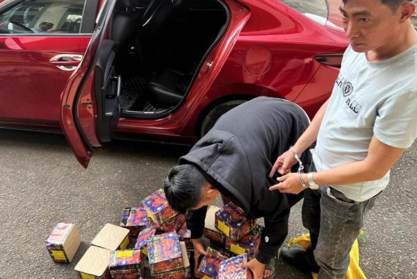 Bể chuyến hàng cận Tết