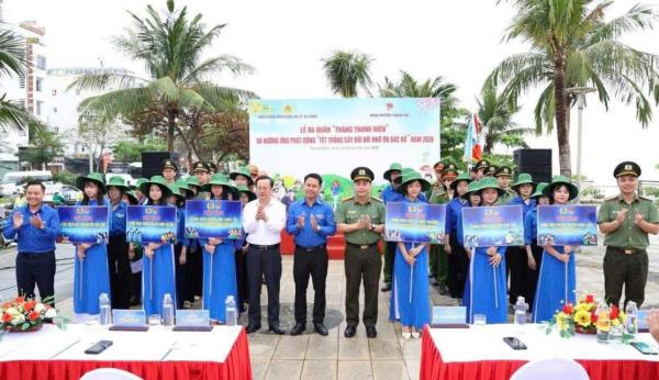 Tuổi trẻ Công an Đà Nẵng hưởng ứng Tết trồng cây, khởi động Tháng Thanh niên 2026