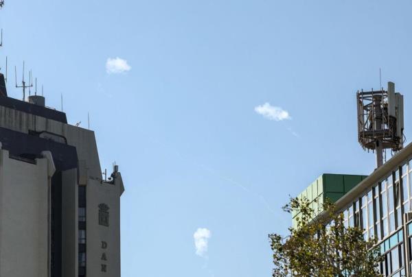 Lần đầu phóng tên lửa đạn đạo vào Israel, Hezbollah muốn gửi đi thông điệp gì?