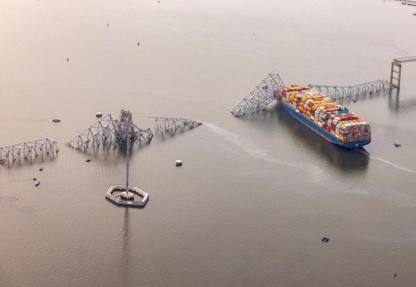 Tìm thấy 2 thi thể dưới sông Patapsco