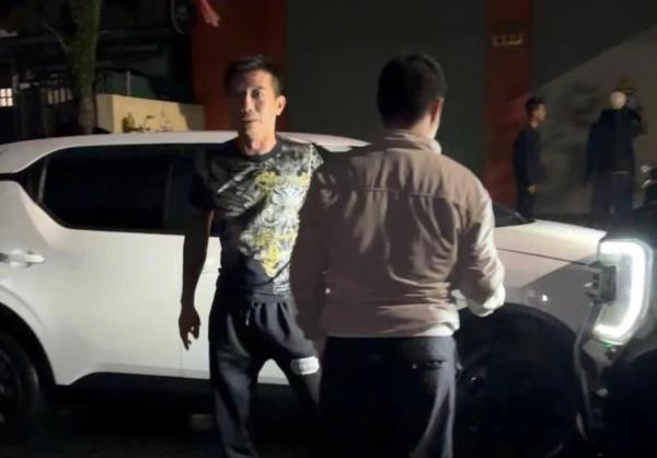 Tạm giữ gã tài xế côn đồ