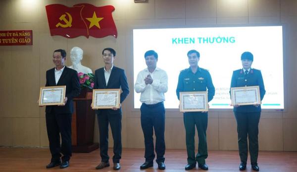 Khắc phục tình trạng thiếu chủ động, đùn đẩy liên quan đến cung cấp thông tin