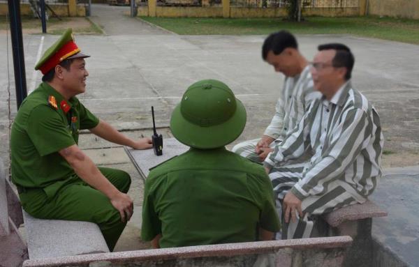 Niềm vui chờ ngày hoàn lương