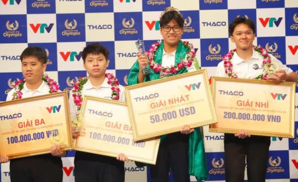 Học sinh Trường THPT Chuyên Hà Nội đoạt Quán quân Đường lên đỉnh Olympia năm thứ 25