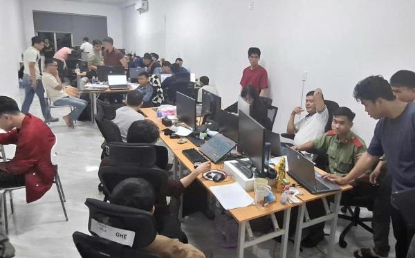 Vỏ bọc của đường dây cờ bạc xuyên biên giới