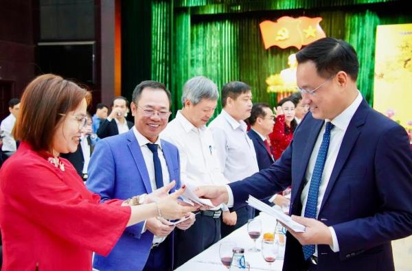 Xây dựng đội ngũ cán bộ bản lĩnh, trách nhiệm, dám nghĩ, dám làm, vì lợi ích chung