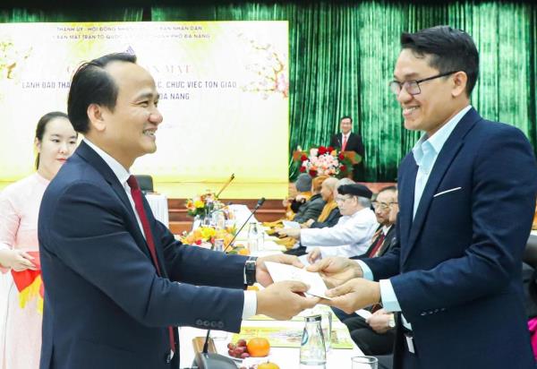 Các tổ chức tôn giáo đã tích cực tham gia các phong trào thi đua yêu nước