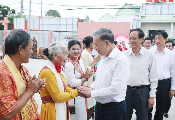 Sớm thực hiện các trình tự thủ tục liên quan đến dự án điện hạt nhân Ninh Thuận