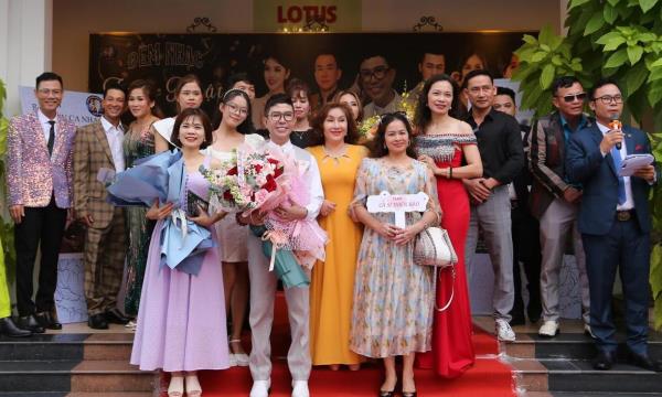 Ca sĩ Long Nhật ra mắt 2 MV về Đà Nẵng