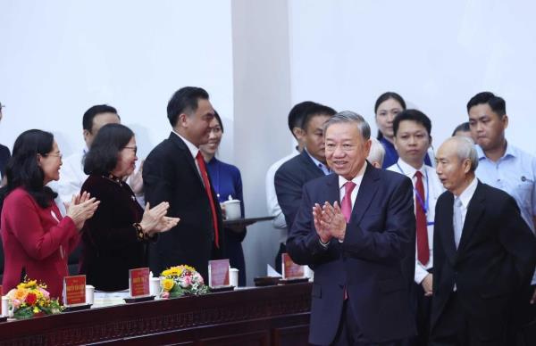 Tổng Bí thư Tô Lâm: Sắp xếp lại giang sơn là bước đi lịch sử, đánh dấu giai đoạn phát triển mới