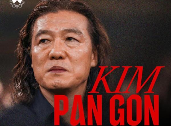 HLV Kim Pan Gon trở lại Malaysia dẫn dắt Selangor FC
