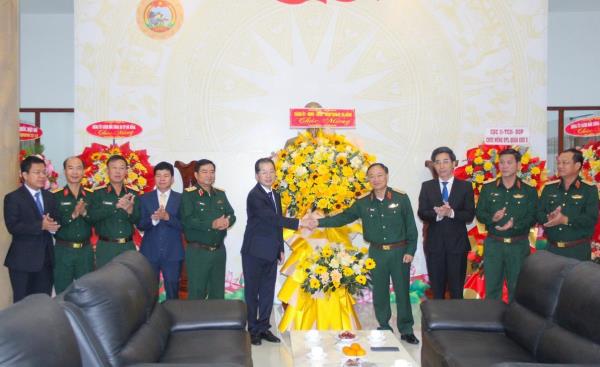 Bí thư Thành ủy Đà Nẵng Nguyễn Văn Quảng thăm, chúc mừng Quân khu 5