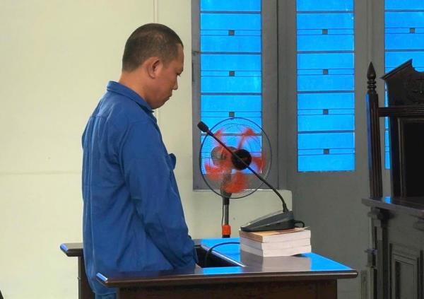 Xét xử kẻ trộm đồng hồ Rolex, vàng, nhẫn kim cương của thần bài gốc Việt