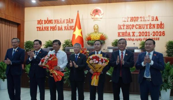 Đồng chí Phạm Đức Ấn giữ chức Chủ tịch UBND thành phố Đà Nẵng