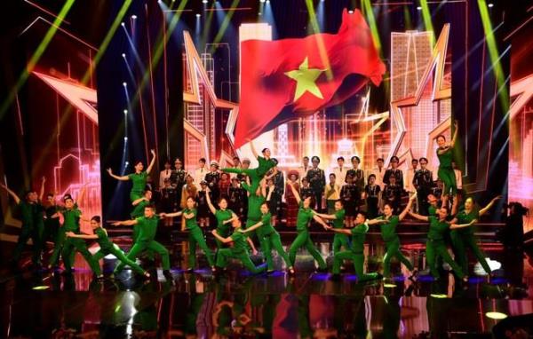 Hơn 1.500 nghệ sĩ tham dự Hội diễn Nghệ thuật chuyên nghiệp đề tài Quốc phòng toàn dân