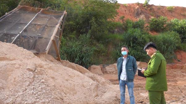 Sa tặc sa lưới tại lòng hồ