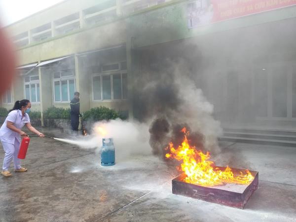 Tăng cường tuyên truyền, thực hành, diễn tập các kỹ năng về phòng cháy chữa cháy cho các cơ quan,  doanh nghiệp