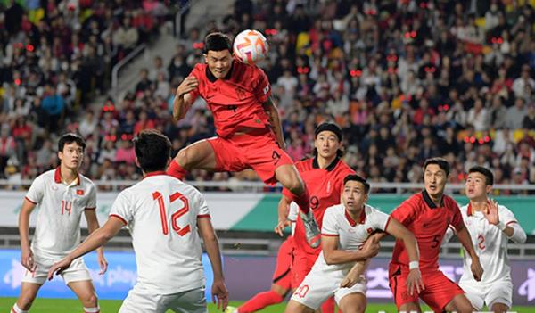 Thua đậm, nhưng lại có điểm sáng