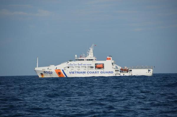 Khả năng 12 ngư dân bị mất tích đã chìm theo tàu