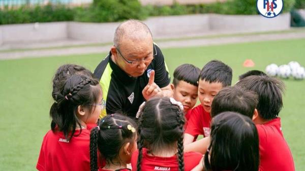 Liên đoàn bóng đá Campuchia phủ nhận mời HLV Park Hang-seo