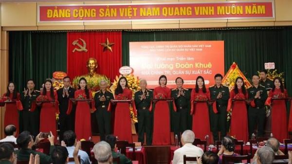 Triển lãm Đại tướng Đoàn Khuê - Nhà chính trị, quân sự xuất sắc