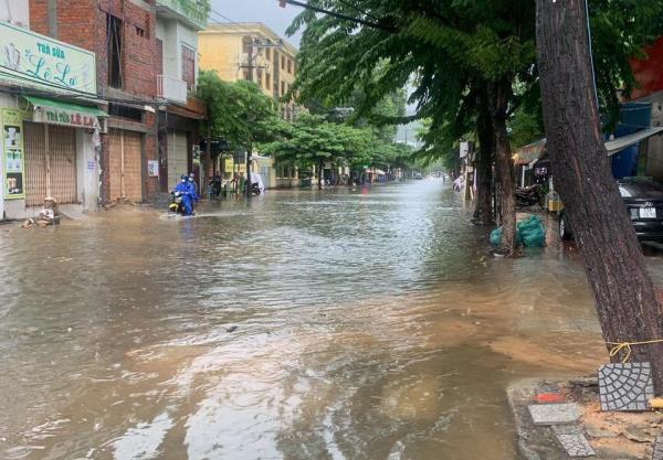 Cảnh báo nguy cơ sạt lở, ngập úng cục bộ tại Đà Nẵng