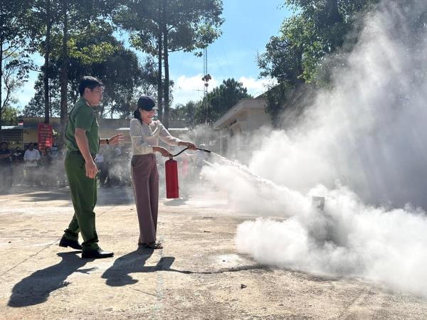 Đắk Nông: Đẩy mạnh công tác tuyên truyền, phát động toàn dân tham gia phòng, chống tội phạm và xây dựng phong trào toàn dân bảo vệ an ninh Tổ quốc