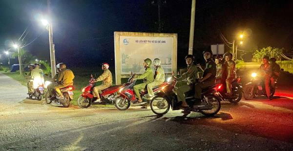 Công an xã Quế Long hết lòng phục vụ nhân dân