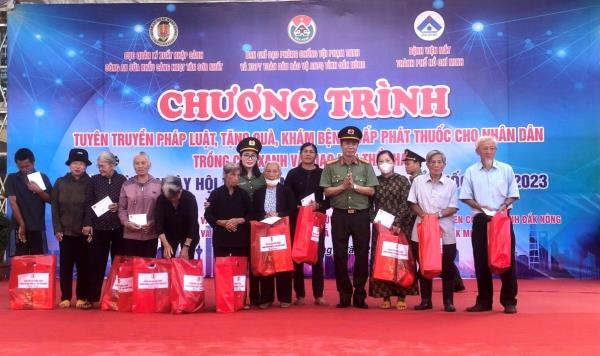 Nhiều hoạt động ý nghĩa, thiết thực hướng tới kỷ niệm 20 năm Ngày thành lập Công an tỉnh Đắk Nông