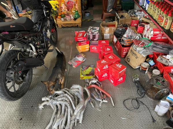 Công an quận Thanh Khê tiếp tục phát hiện 2 cơ sở độ chế xe máy