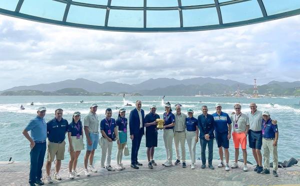 Hành trình trải nghiệm Nha Trang của những huyền thoại golf thế giới