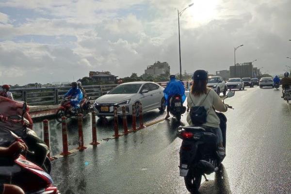 Riêng em chọn lối này