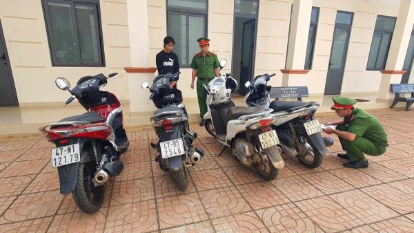 Chúa chổm đi… đá xế