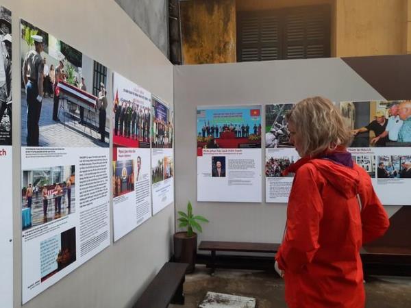 Trưng bày chuyên đề Thang âm cuộc chiến kỷ niệm 51 năm chiến thắng Điện Biên Phủ trên không