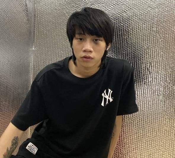 Tạm giữ hình sự đối tượng trồng và chế biến cần sa trong phòng ngủ